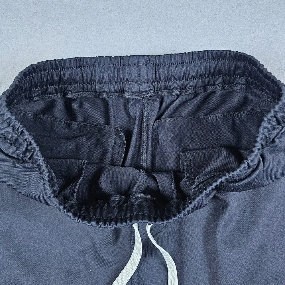 Vuori Sunday Performance Jogger Pants Mens Small Black Drawstring Pockets V416